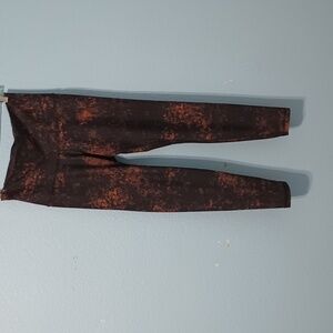Old Navy Active Size: M Petite Dark Bronze, Copper Print Leggings